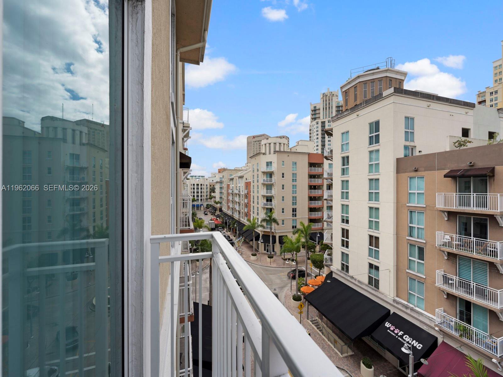 DOWNTOWN DADELAND CONDO N - Residential