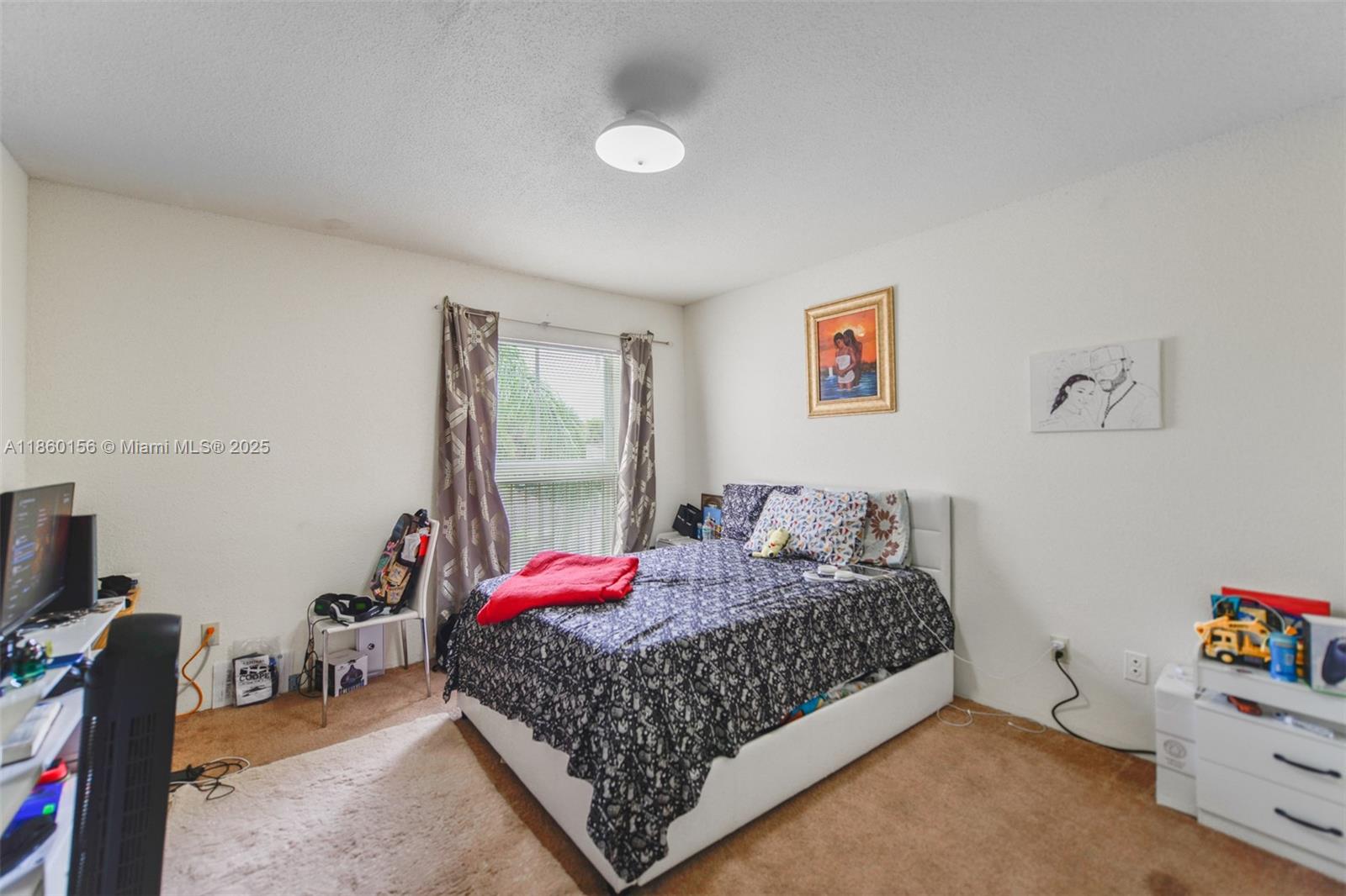 SAVANNAH AT RIVERSIDE CON - Residential