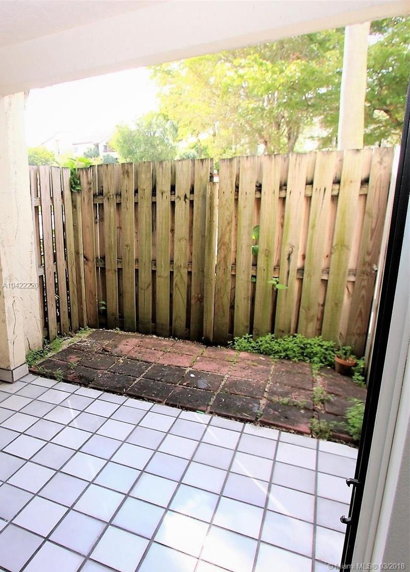 KENLAND WALK CONDO IV - Residential Lease