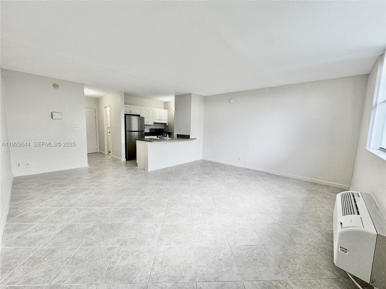 CORAL SPRINGS TOWER CLUB - Residential Lease