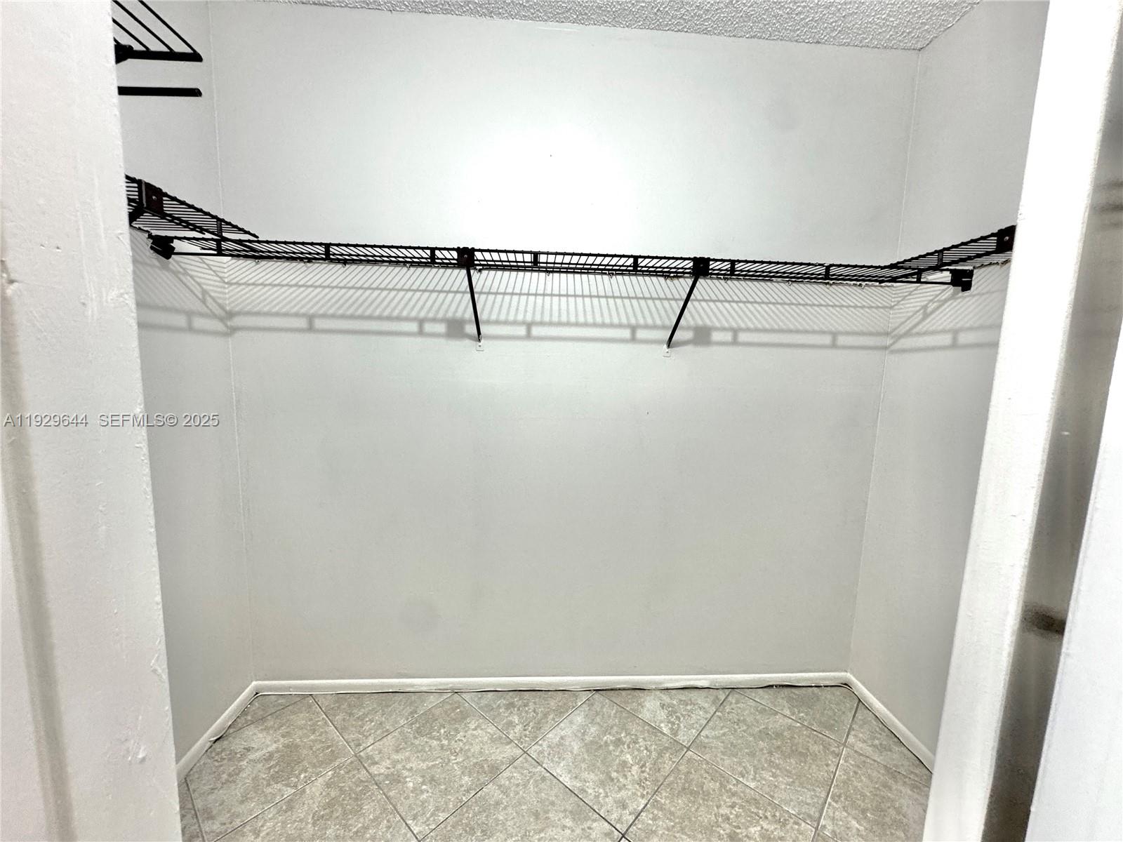 CORAL SPRINGS TOWER CLUB - Residential Lease