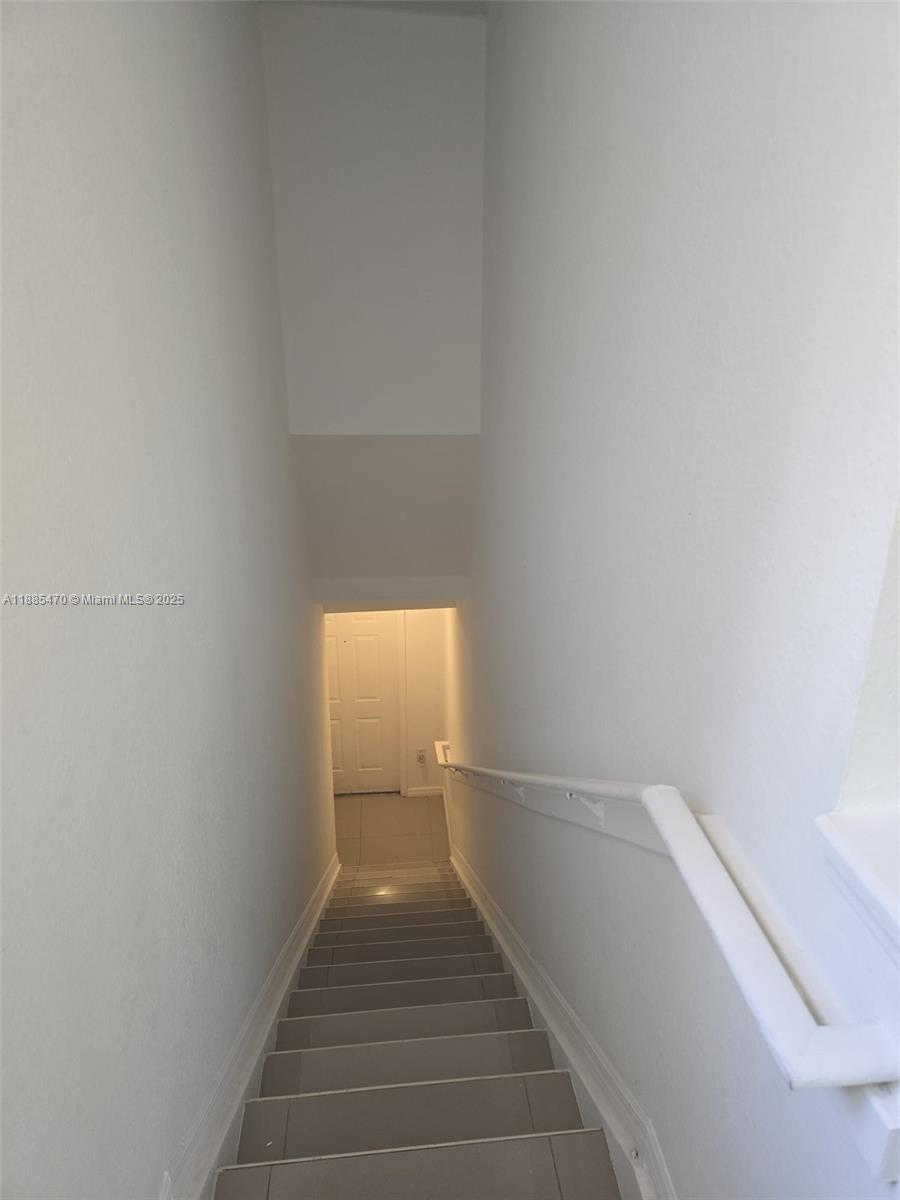 AVENTINE AT MIRAMAR CONDO - Residential Lease
