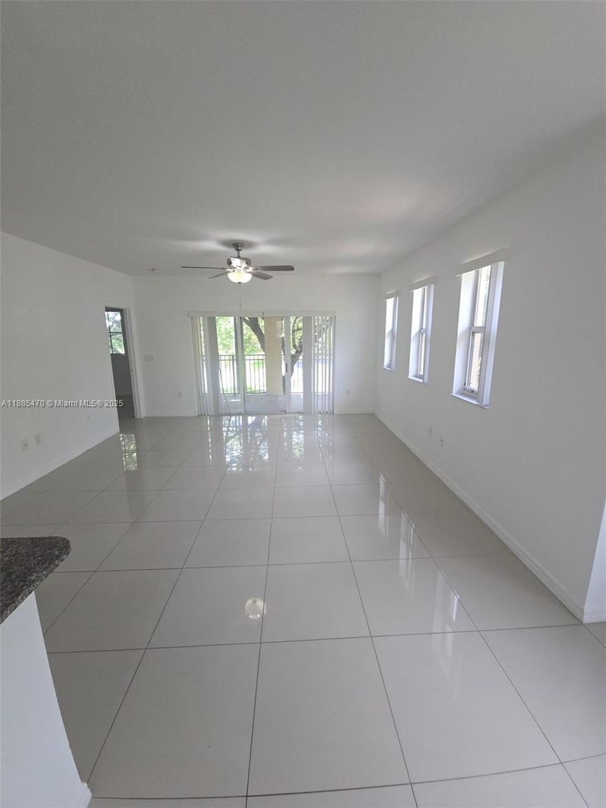 EXCELLENT LOCATION! GREAT UNIT, 2 BEDROOMS, 2 BATROOMS, WASHER AND DRYER INSIDE THE UNIT, IN THE HEART OF MIRAMAR, ONE CAR GARAGE, READY TO MOVE IN, NICE COMMUNITY WITH MANY AMENITIES. NEAR 75 EXPRESSWAYS, RESTAURANTS, SHOPPING MALL EASY TO SHOW.