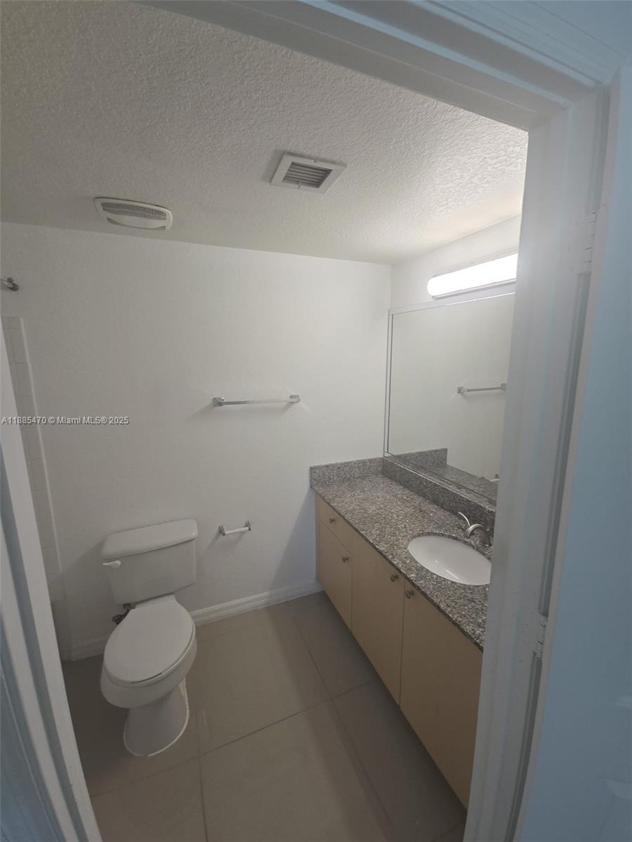 AVENTINE AT MIRAMAR CONDO - Residential Lease