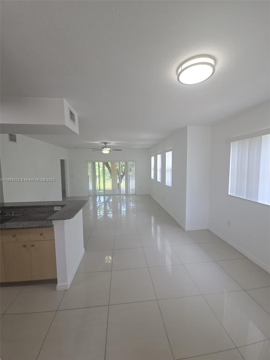 AVENTINE AT MIRAMAR CONDO - Residential Lease