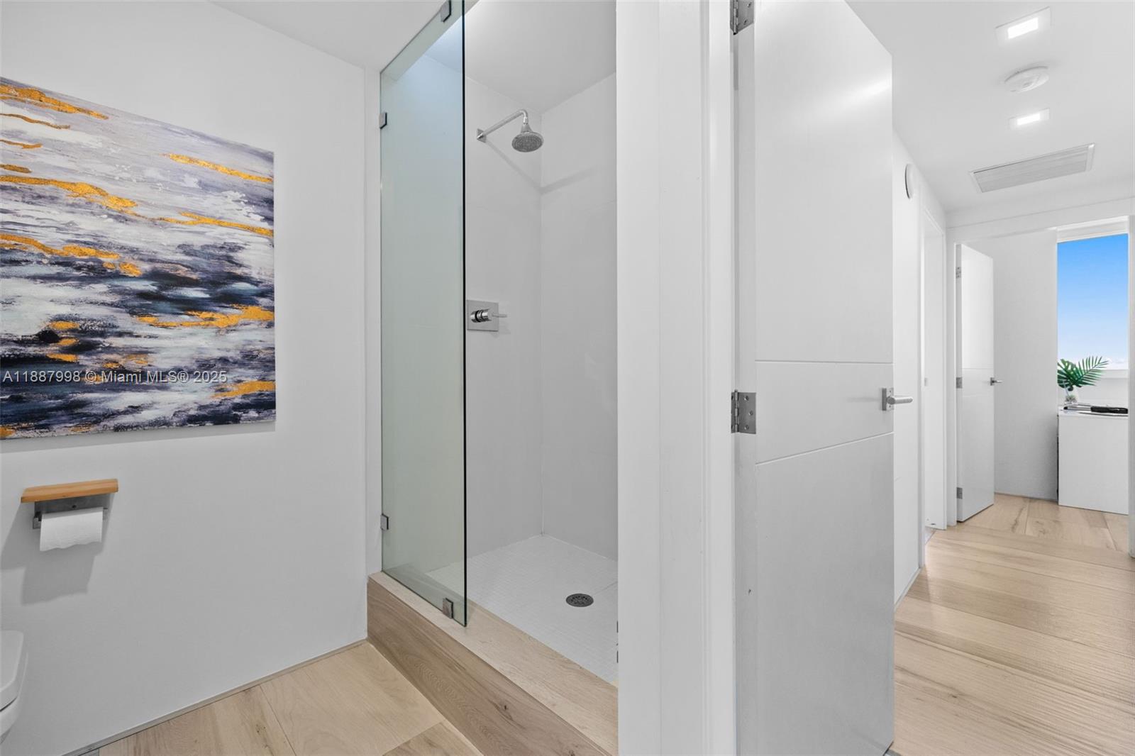 THE WAVERLY AT SOUTH BEAC - Residential