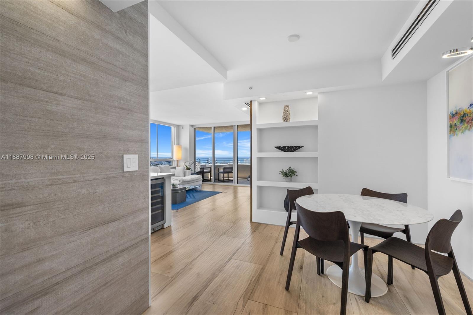 THE WAVERLY AT SOUTH BEAC - Residential