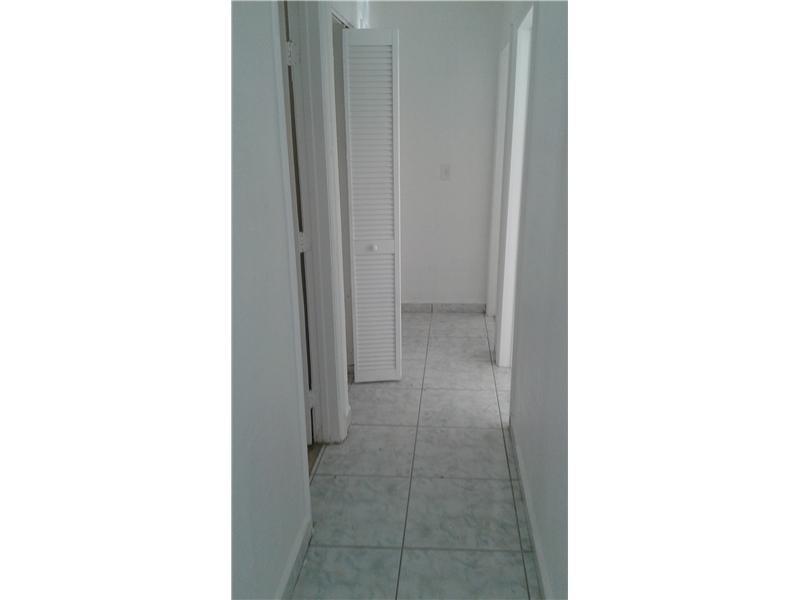 9 52 41 MYRTLE GROVE - Residential Lease