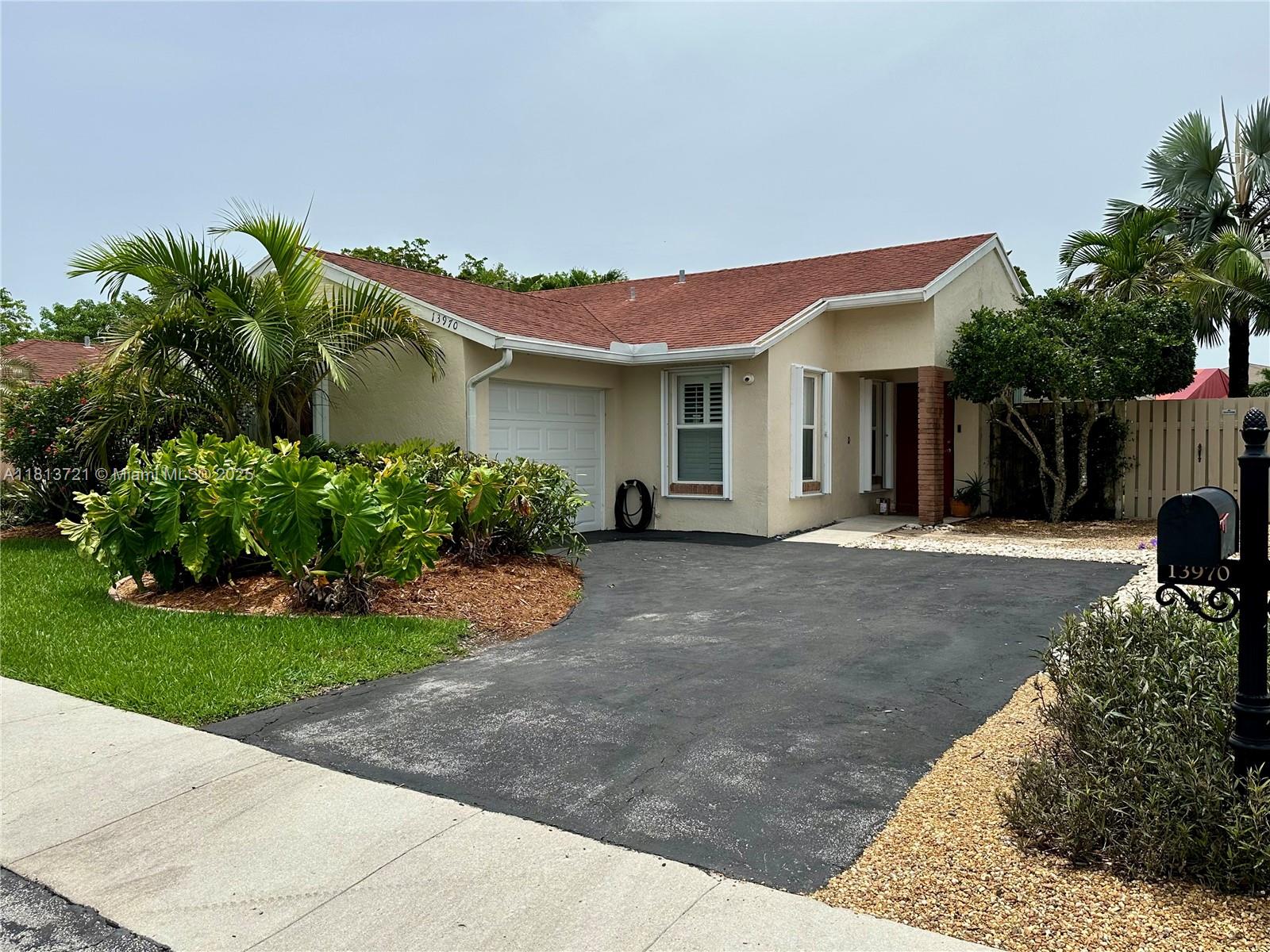 Rental Property at 13970 Beechwood Ct 13970, Davie, Broward County, Florida - Bedrooms: 3 
Bathrooms: 2  - $3,500 MO.