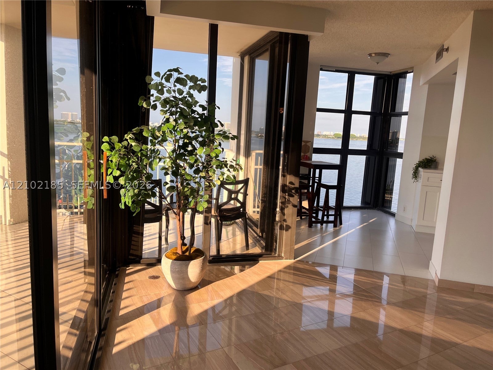 4000 NE Towerside Ter 1101
