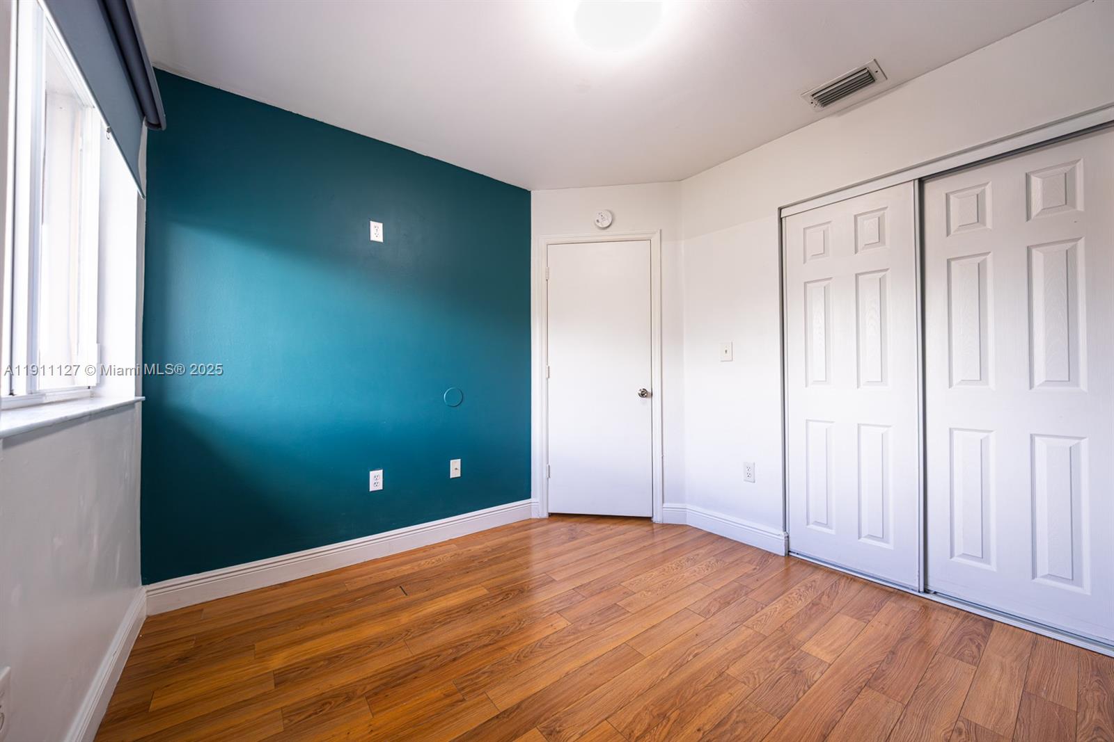 WEITZER SERENA LAKES TOWN - Residential