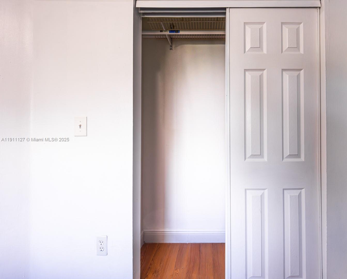 WEITZER SERENA LAKES TOWN - Residential