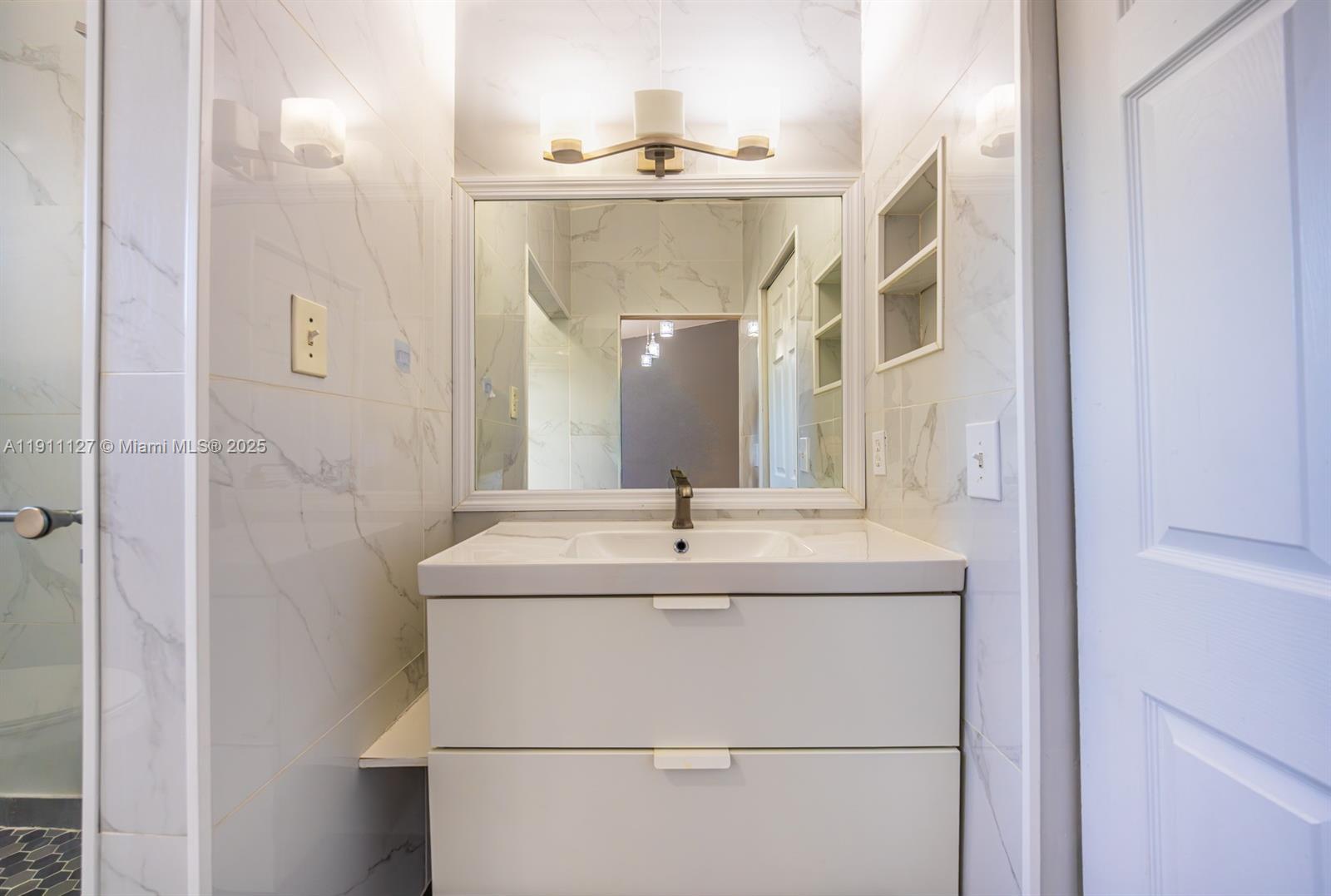 WEITZER SERENA LAKES TOWN - Residential