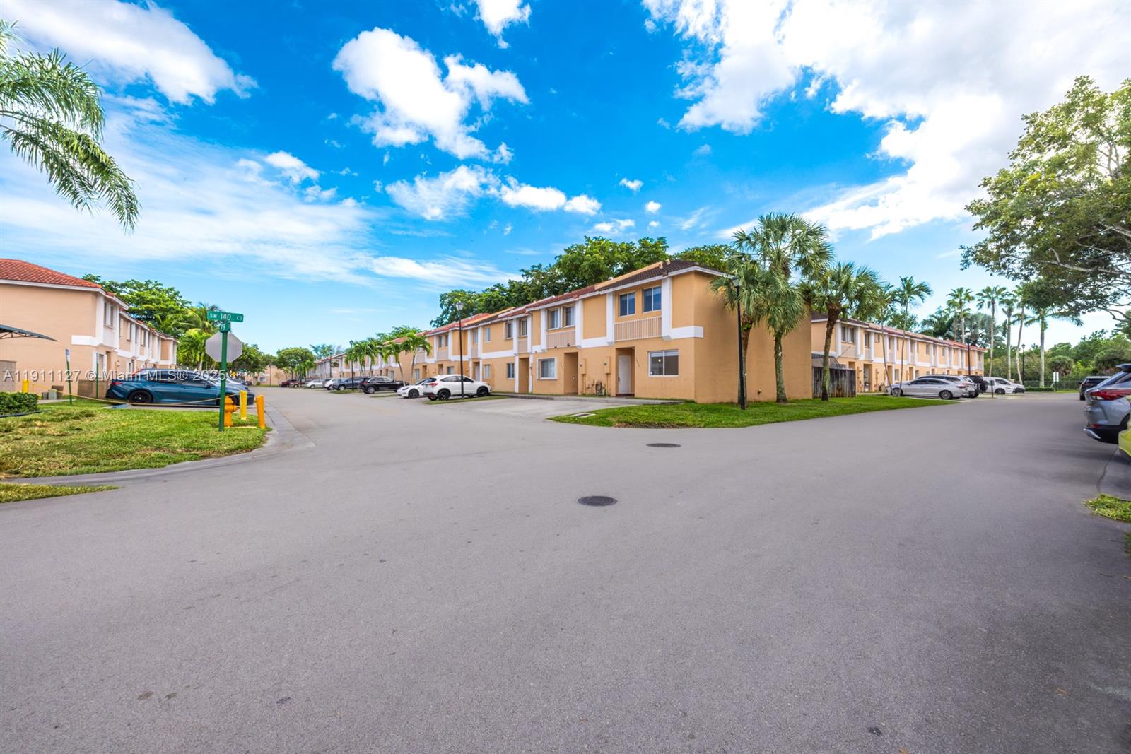 WEITZER SERENA LAKES TOWN - Residential