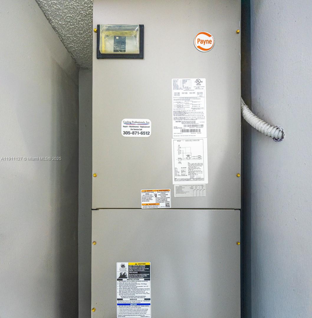 WEITZER SERENA LAKES TOWN - Residential