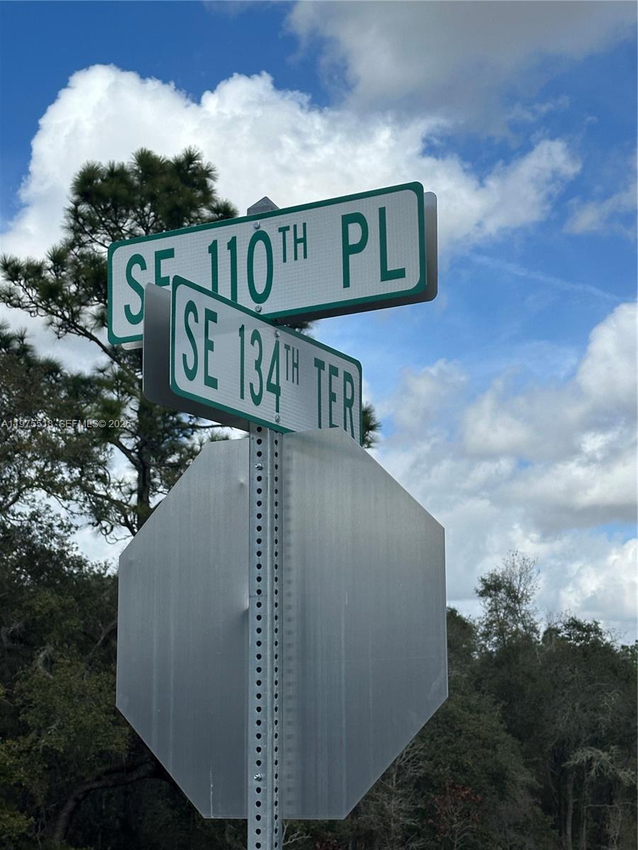 RAINBOW LAKES ESTATES - Land