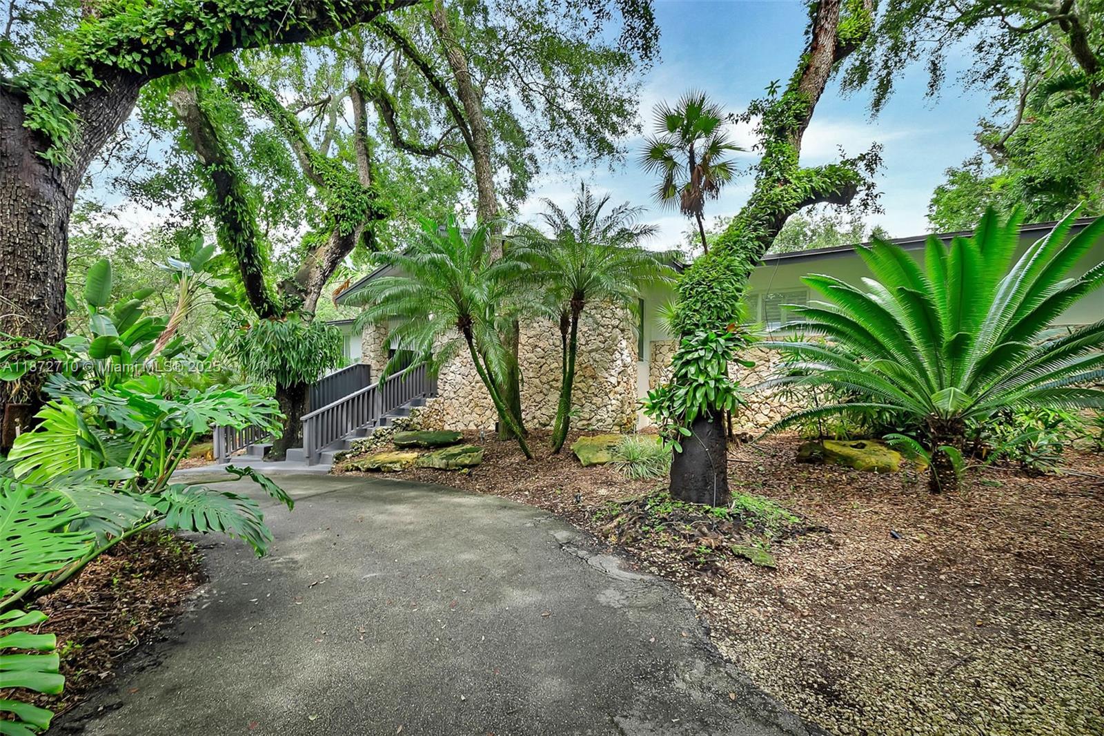 DEVONWOOD - Residential