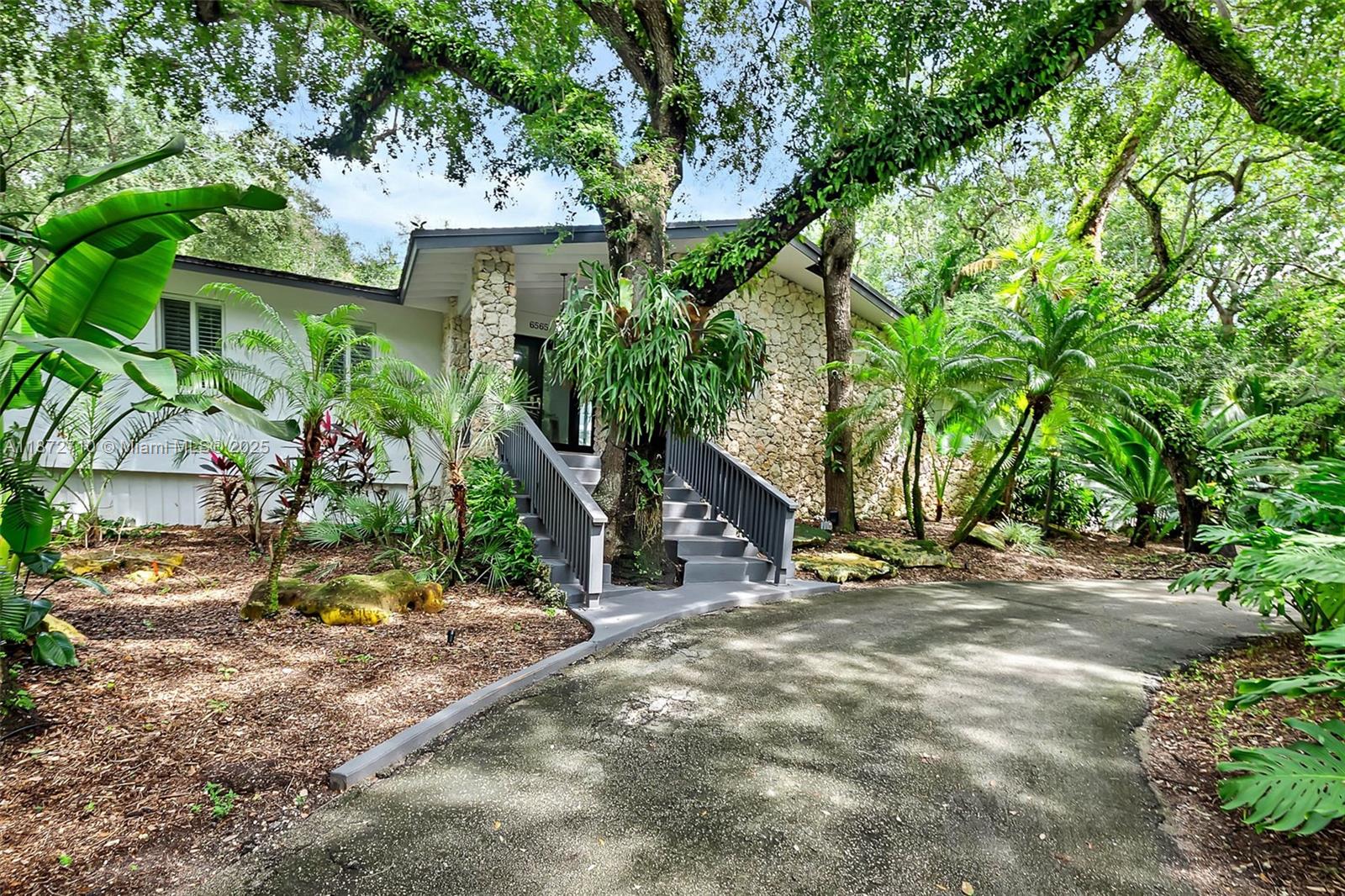 DEVONWOOD - Residential