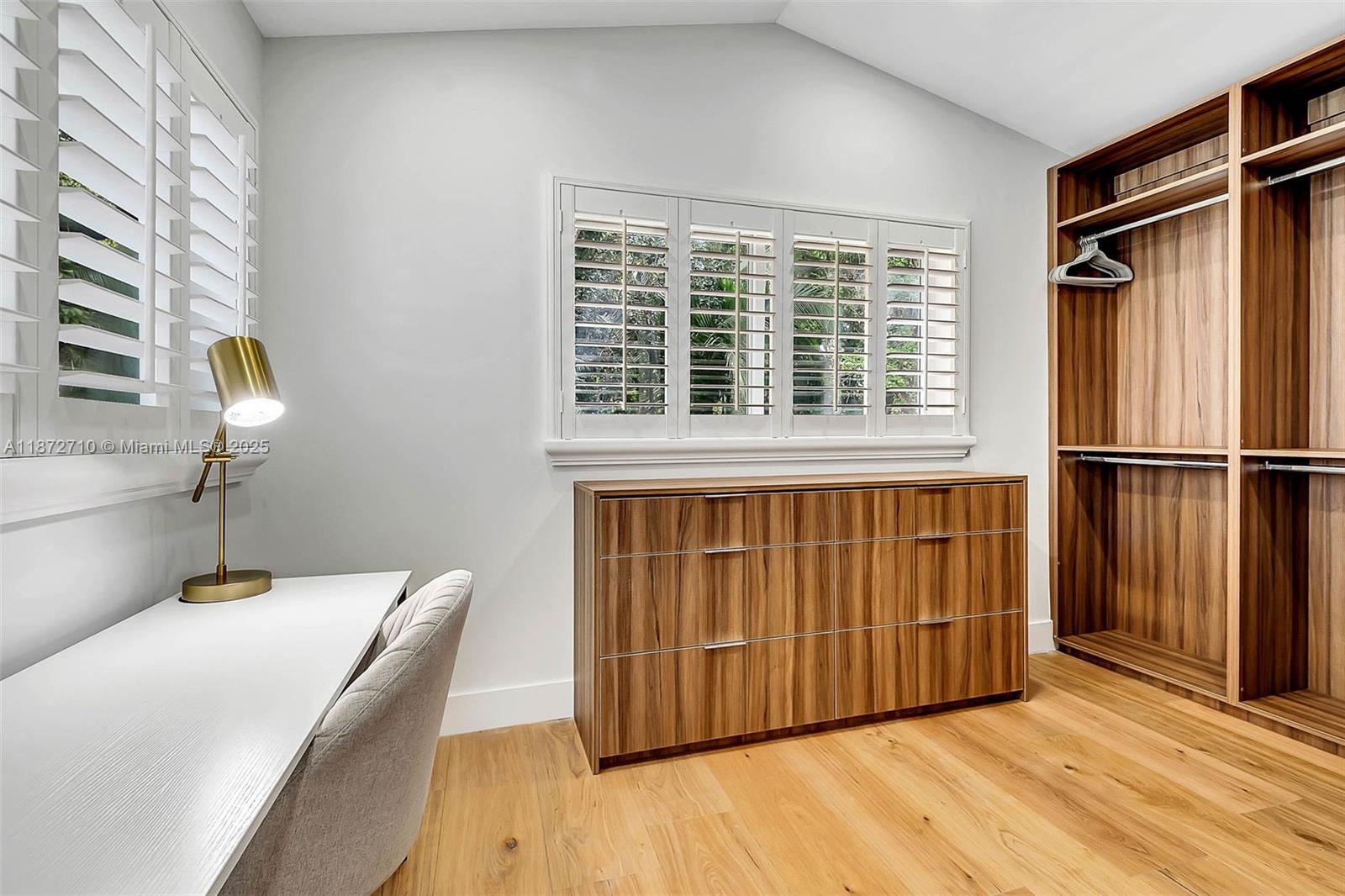 DEVONWOOD - Residential