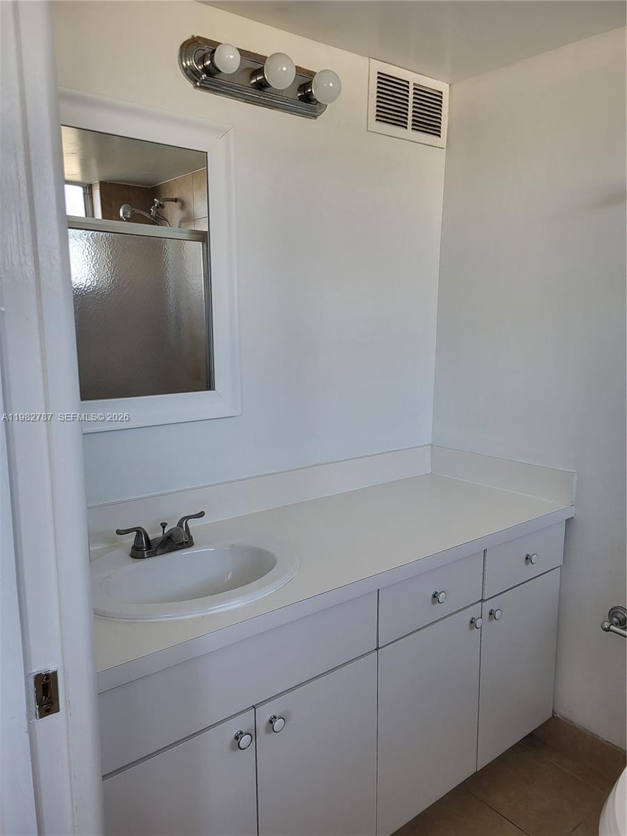 CHATILLON HALL CONDOMINIU - Residential