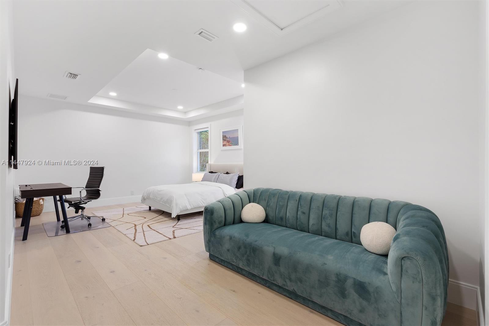 The Oaks at Boca Raton - Residential