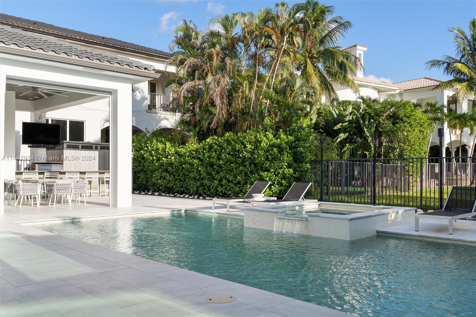 The Oaks at Boca Raton - Residential