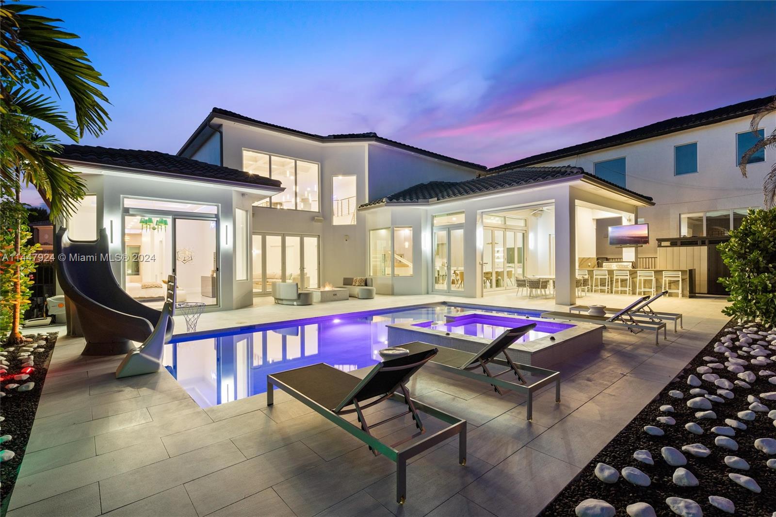 The Oaks at Boca Raton - Residential