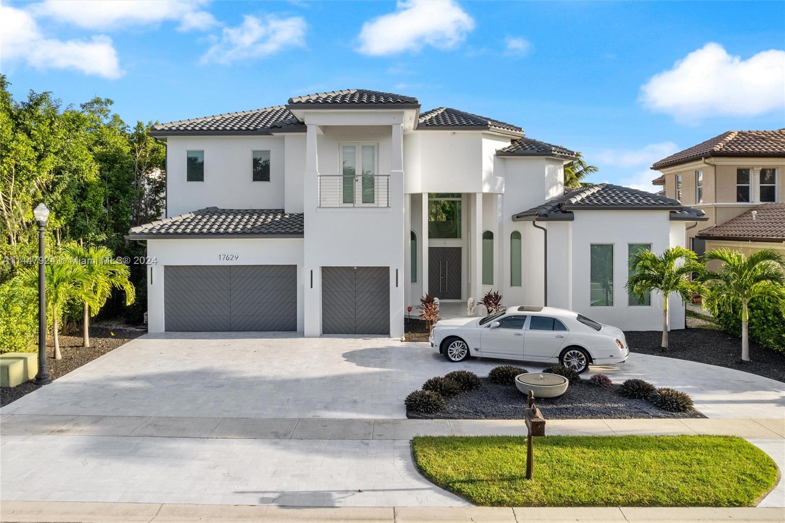 The Oaks at Boca Raton - Residential