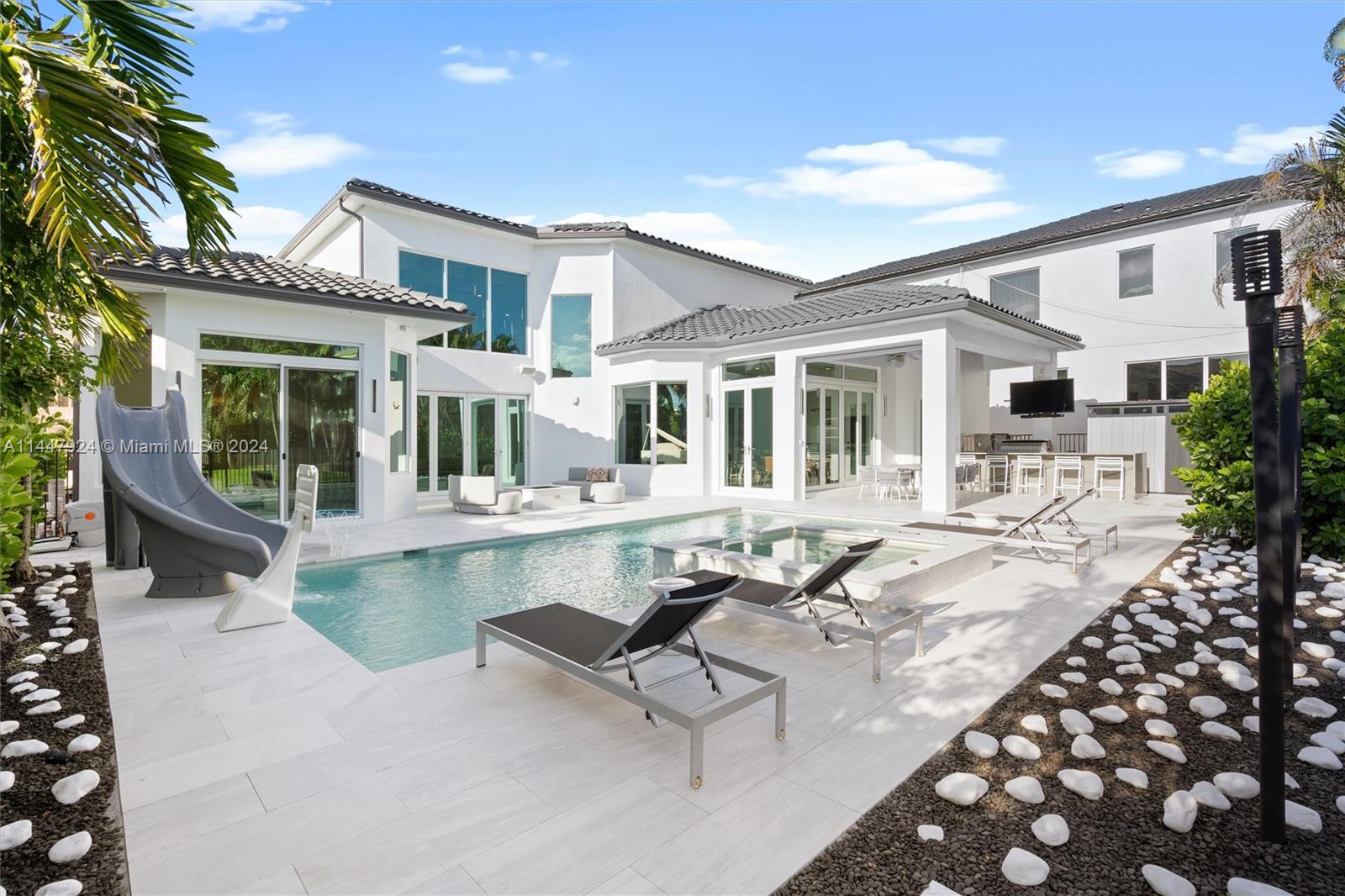 The Oaks at Boca Raton - Residential