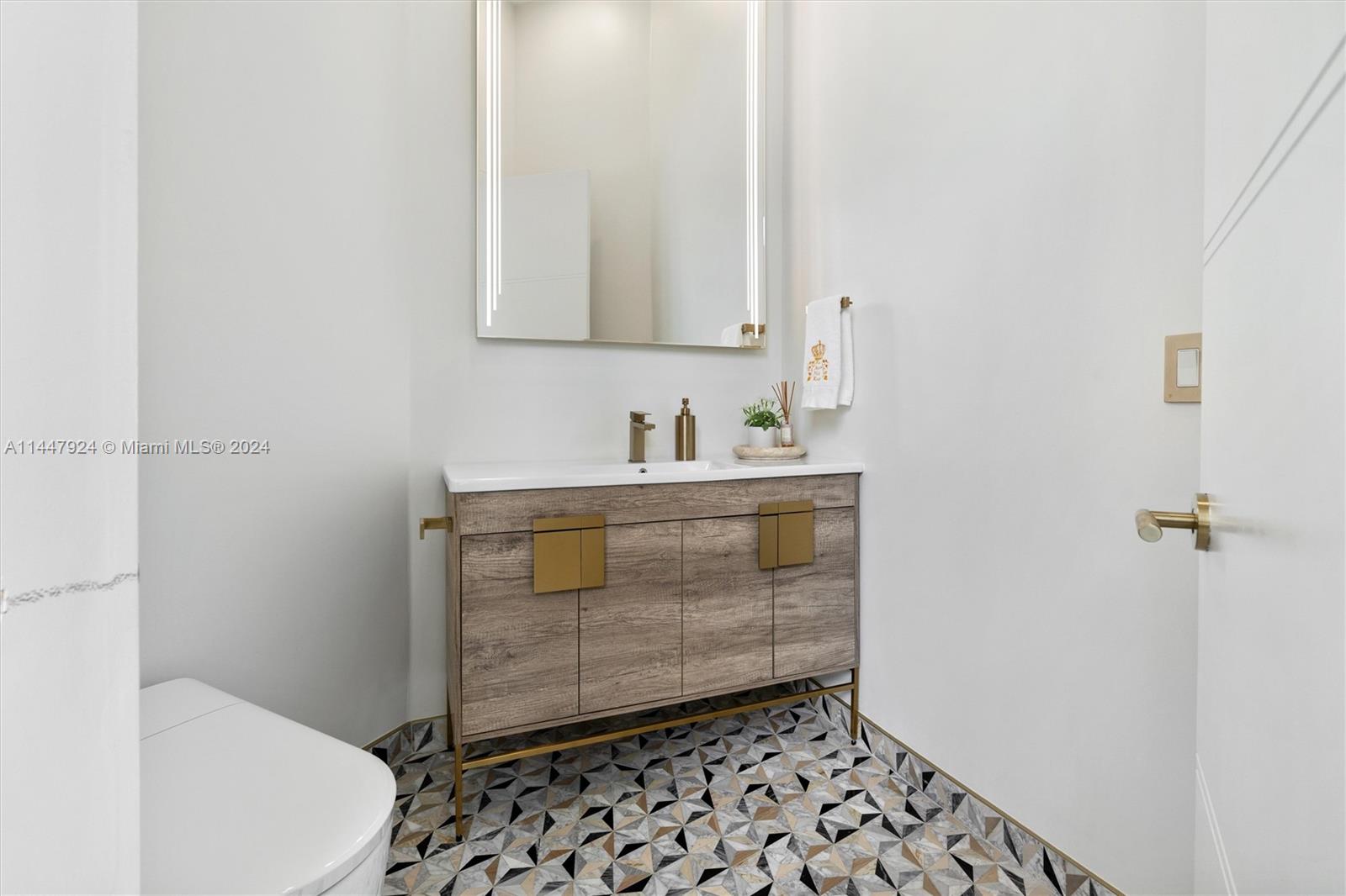 The Oaks at Boca Raton - Residential