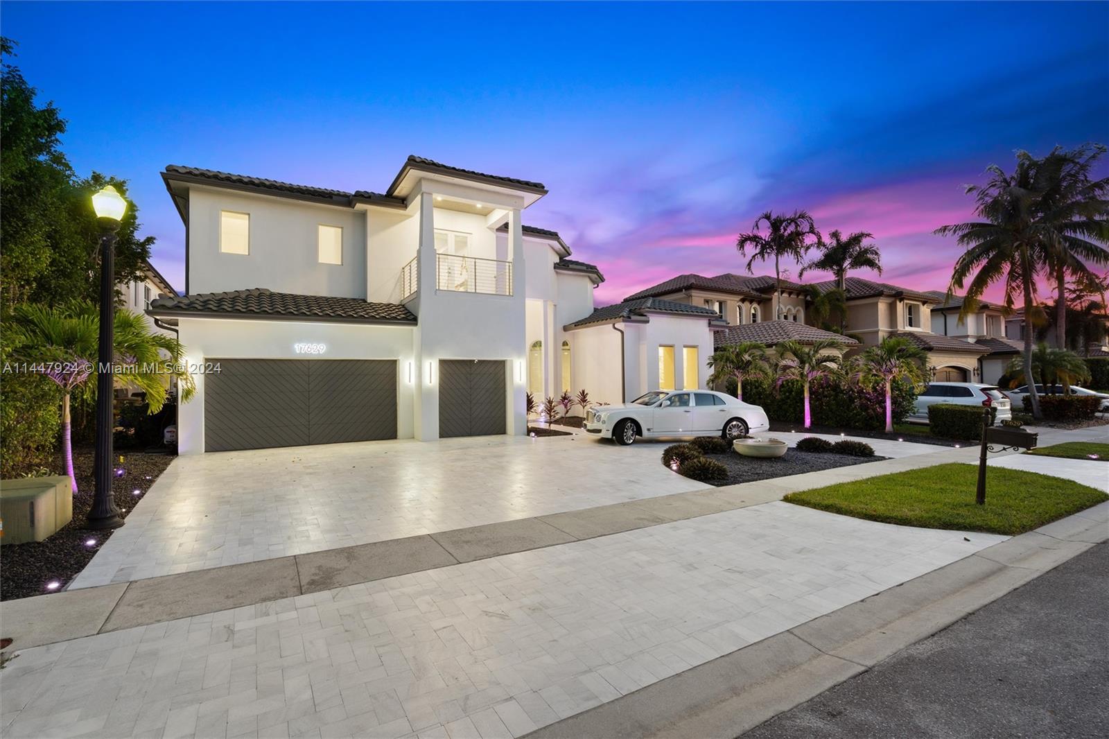 The Oaks at Boca Raton - Residential