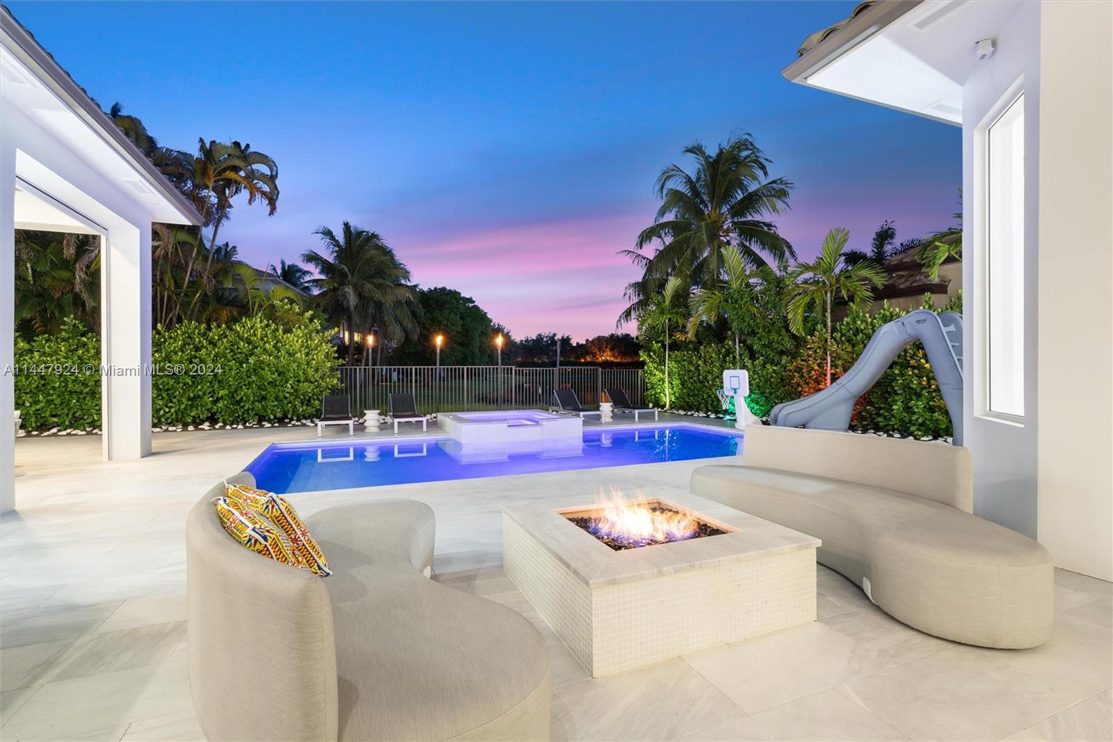 The Oaks at Boca Raton - Residential