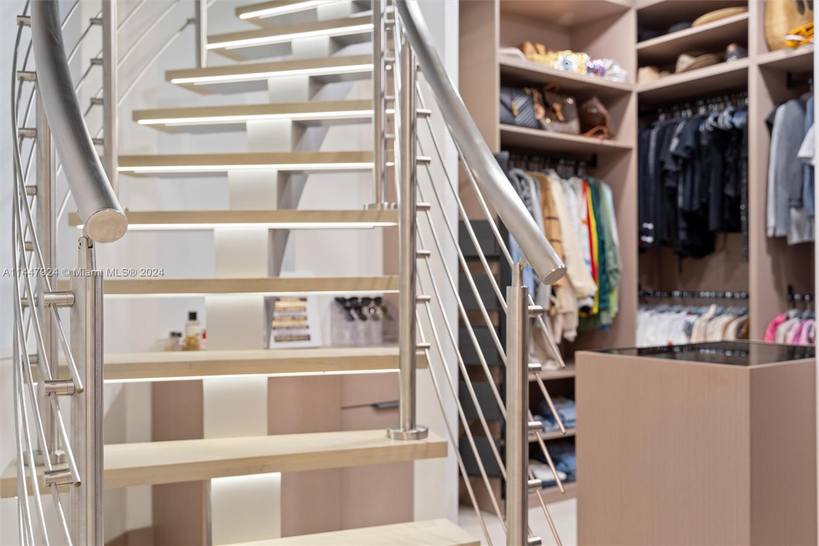 The Oaks at Boca Raton - Residential