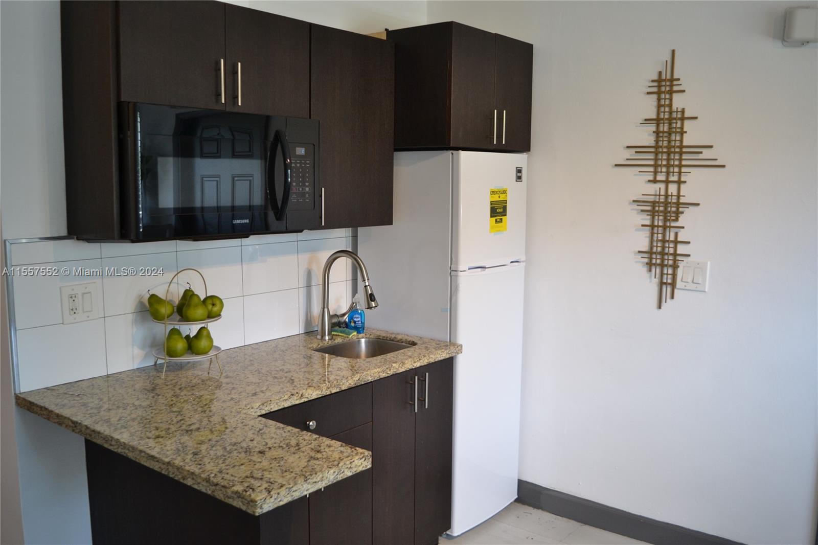 CORAL GLADE HEIGHTS - Residential Lease