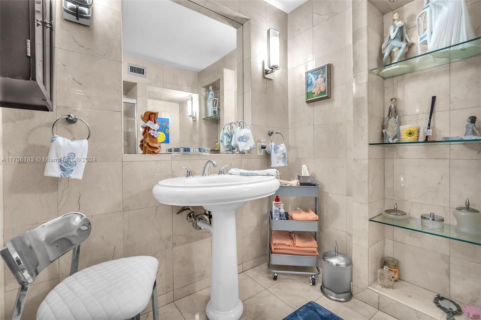 SANS SOUCI ESTATES - Residential