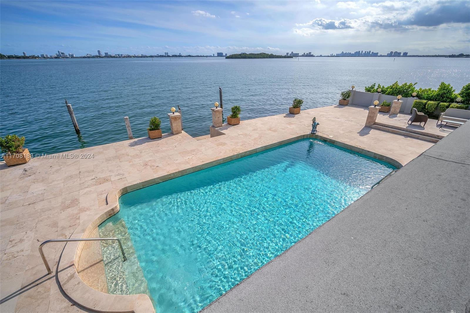 SANS SOUCI ESTATES - Residential