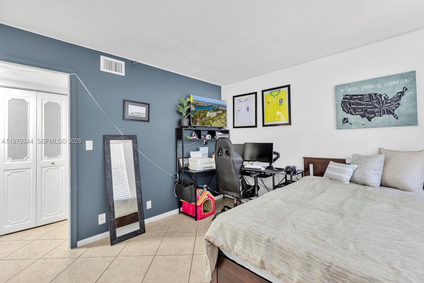 WATERS EDGE TOWERS CONDO - Residential