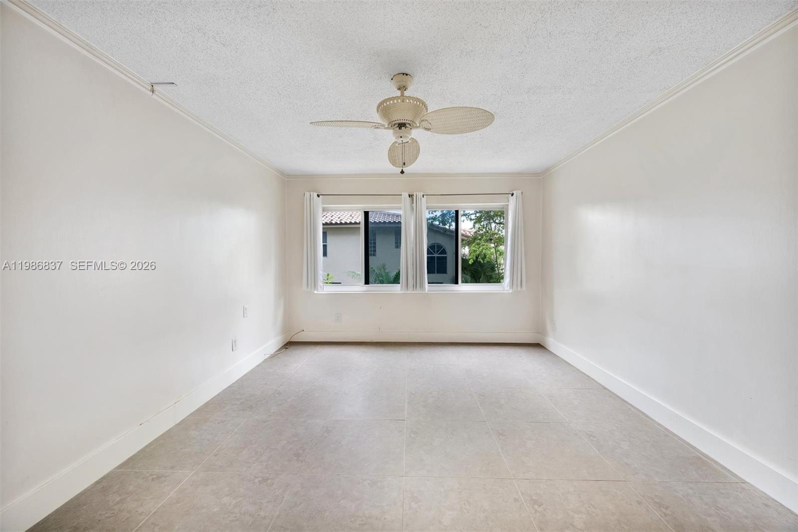 AZURE LAKE CONDO - Residential