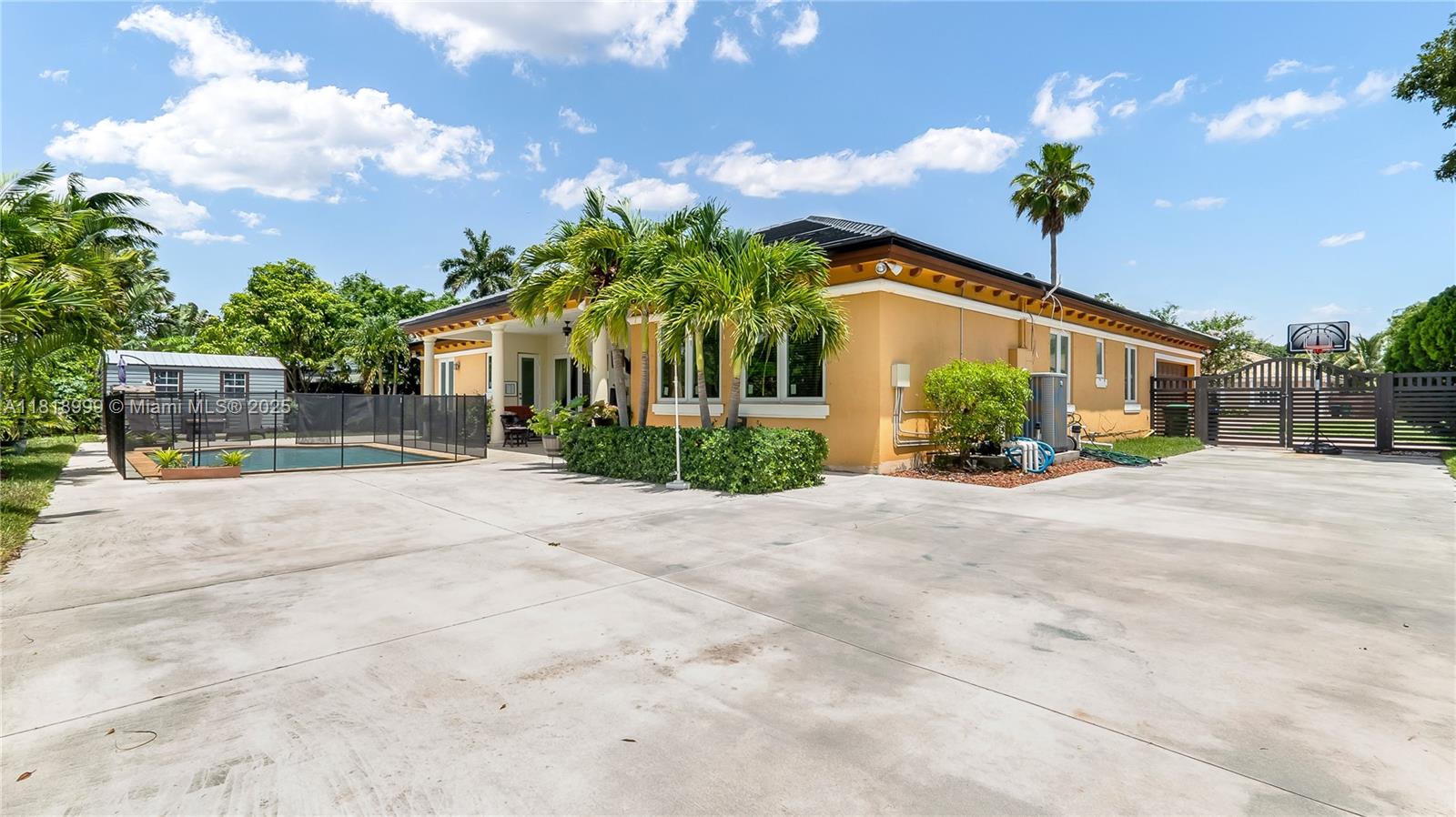 HIGH RIDGE ESTATES - Residential