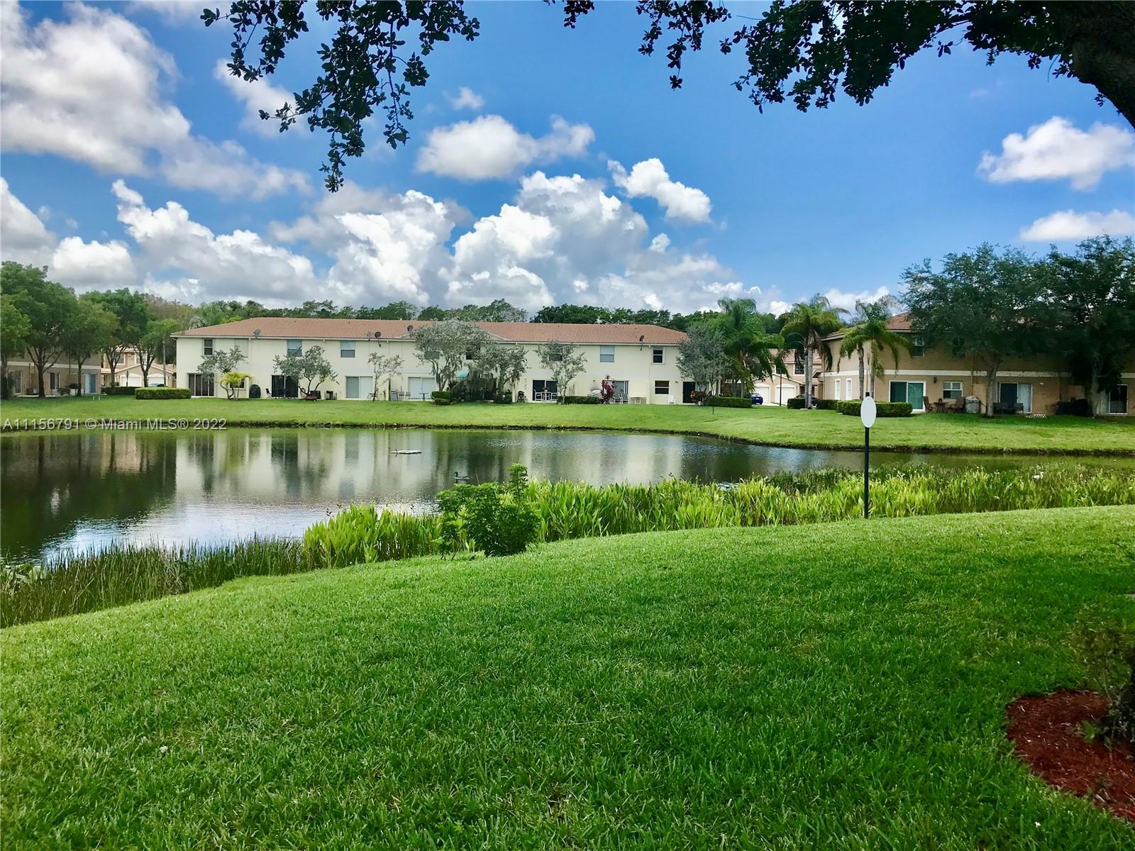 SIERRA PALMS - Residential