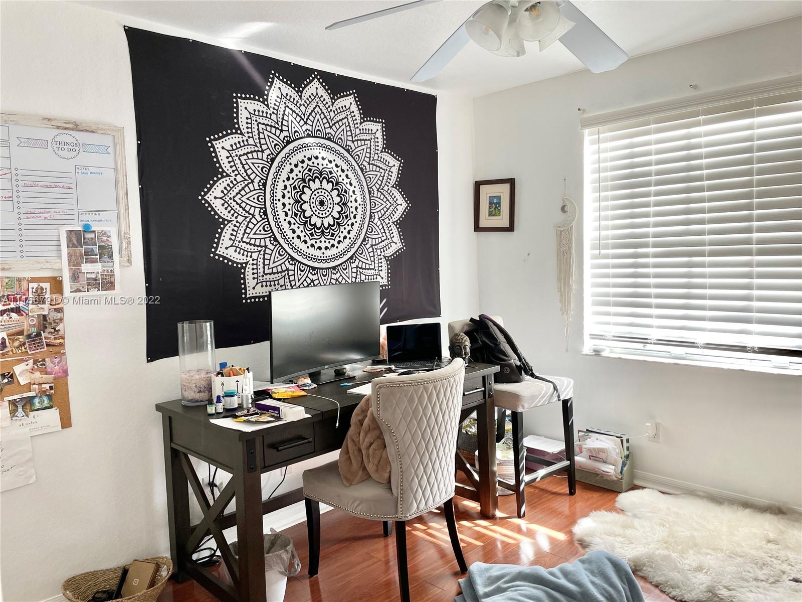 SIERRA PALMS - Residential