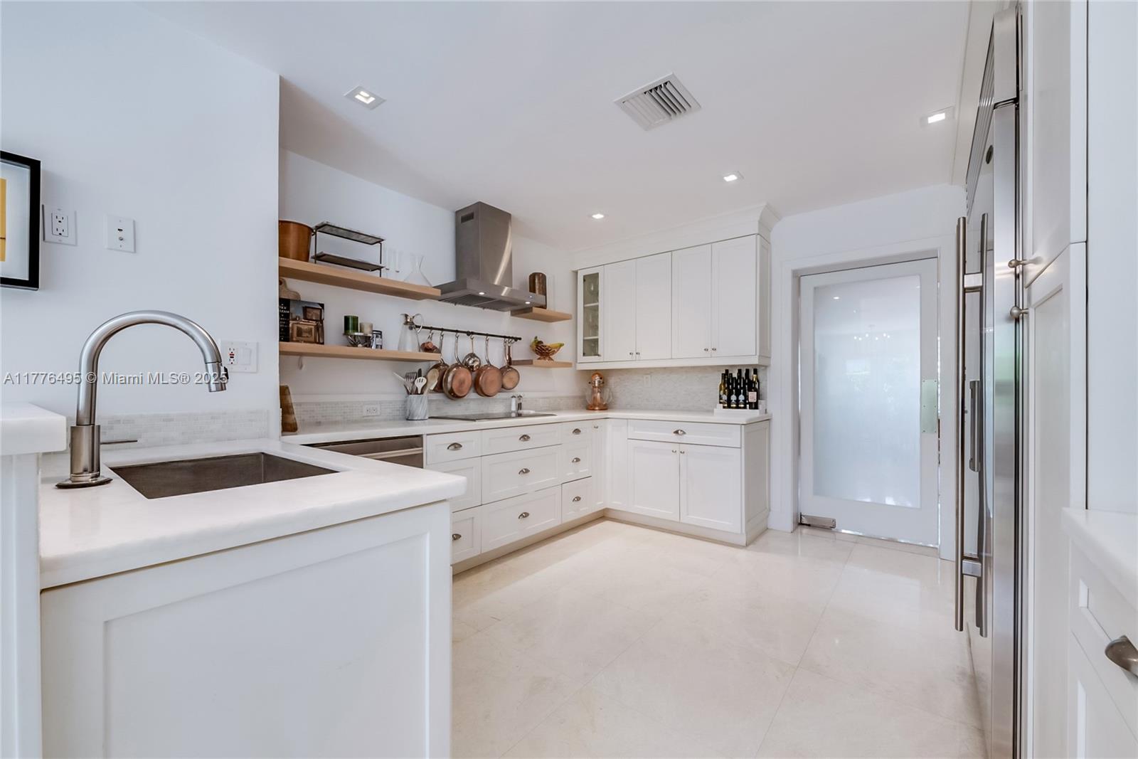 CORAL GABLES RIVIERA SEC - Residential