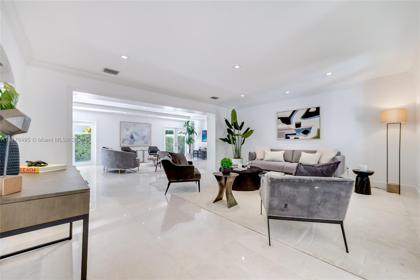 CORAL GABLES RIVIERA SEC - Residential