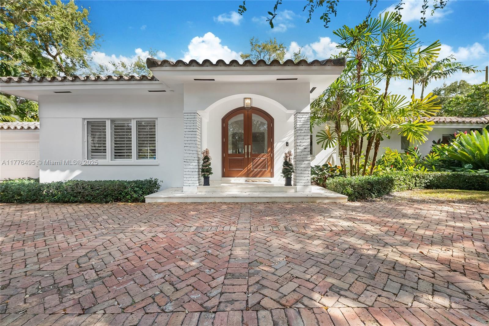 CORAL GABLES RIVIERA SEC - Residential