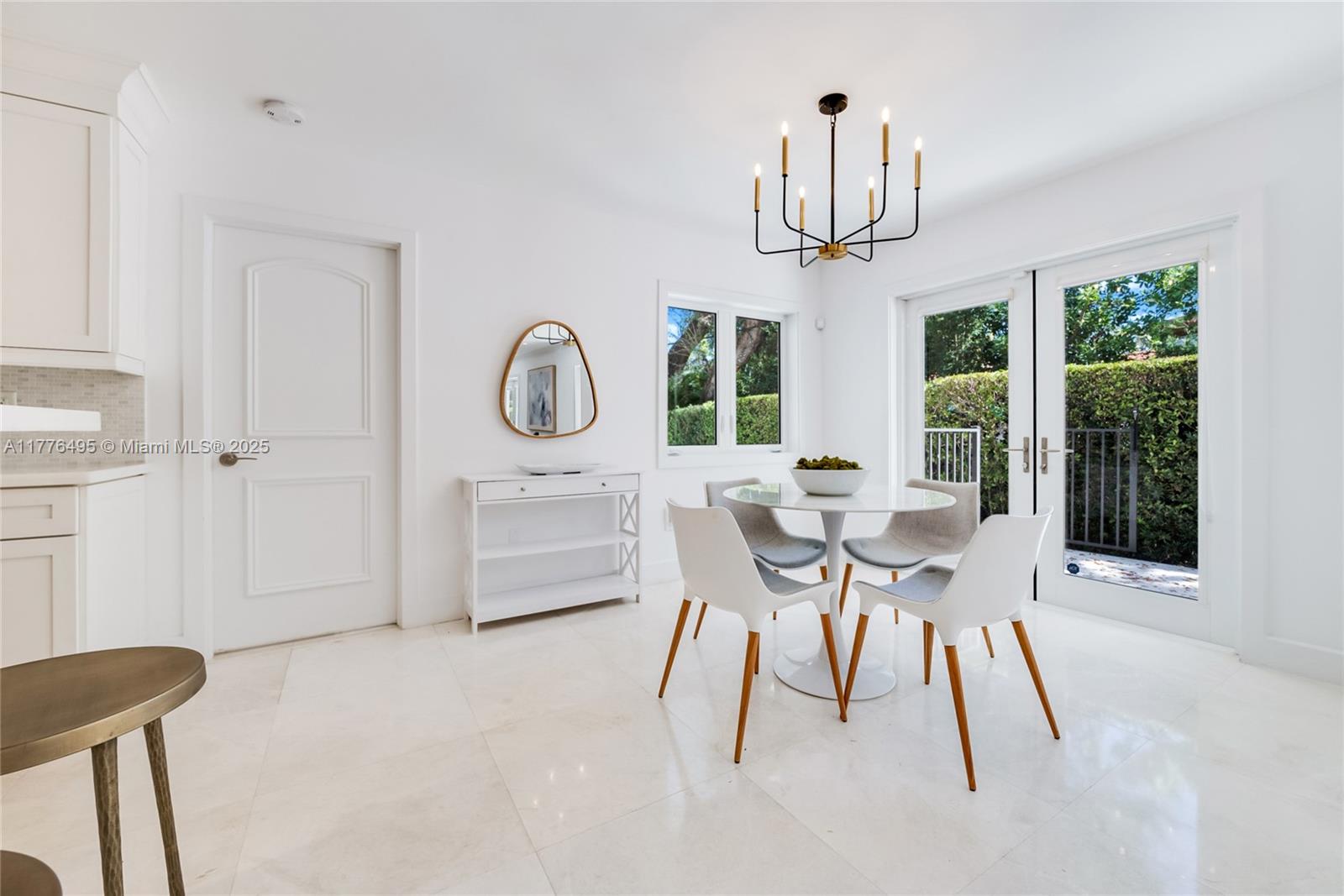 CORAL GABLES RIVIERA SEC - Residential
