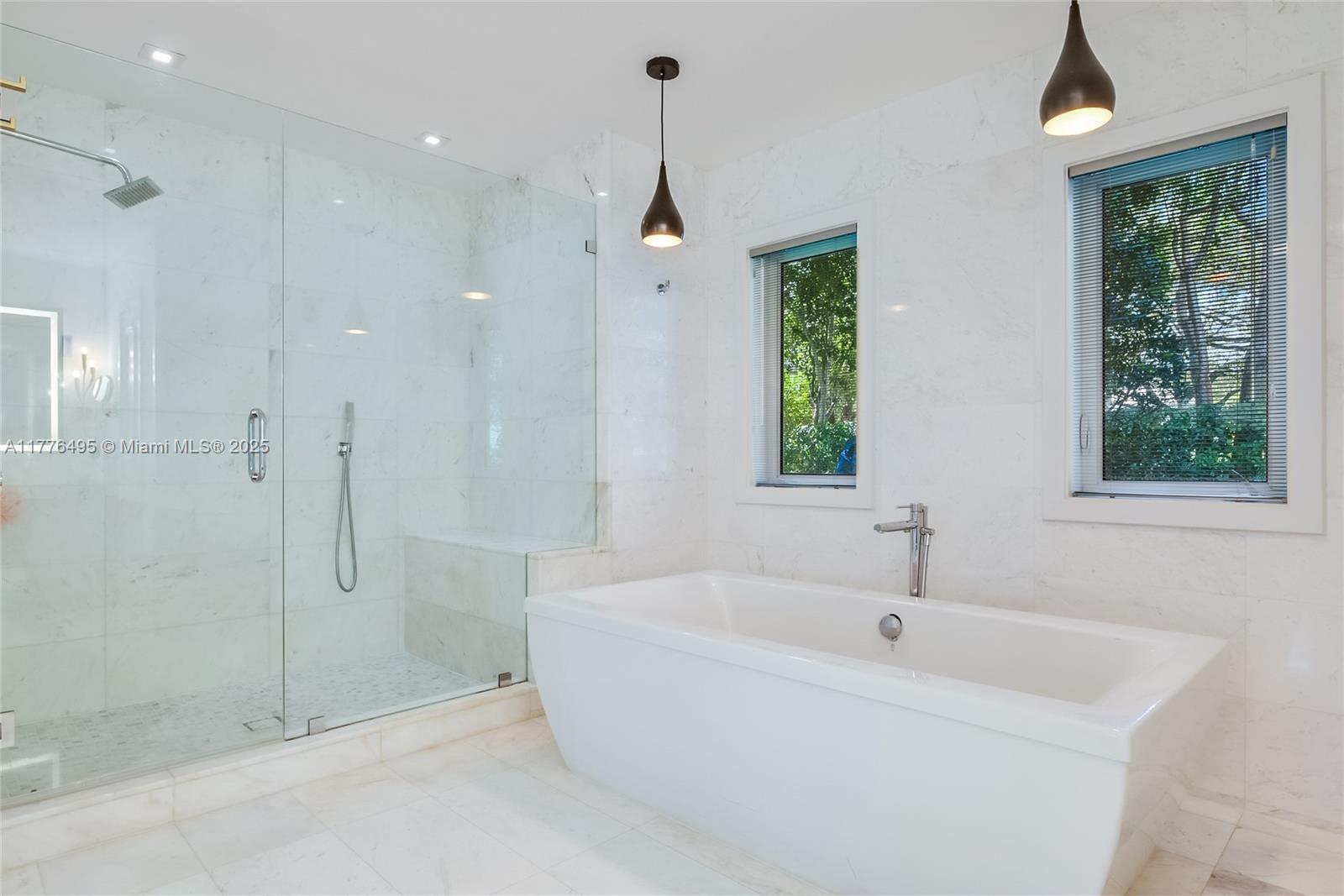CORAL GABLES RIVIERA SEC - Residential