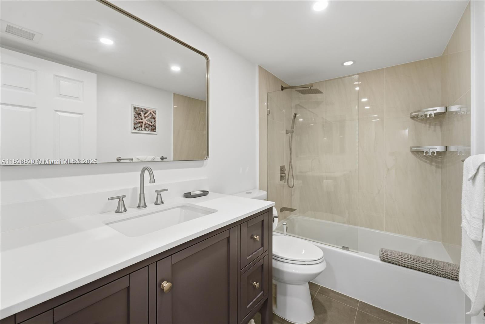 VENETIA CONDO - Residential Lease