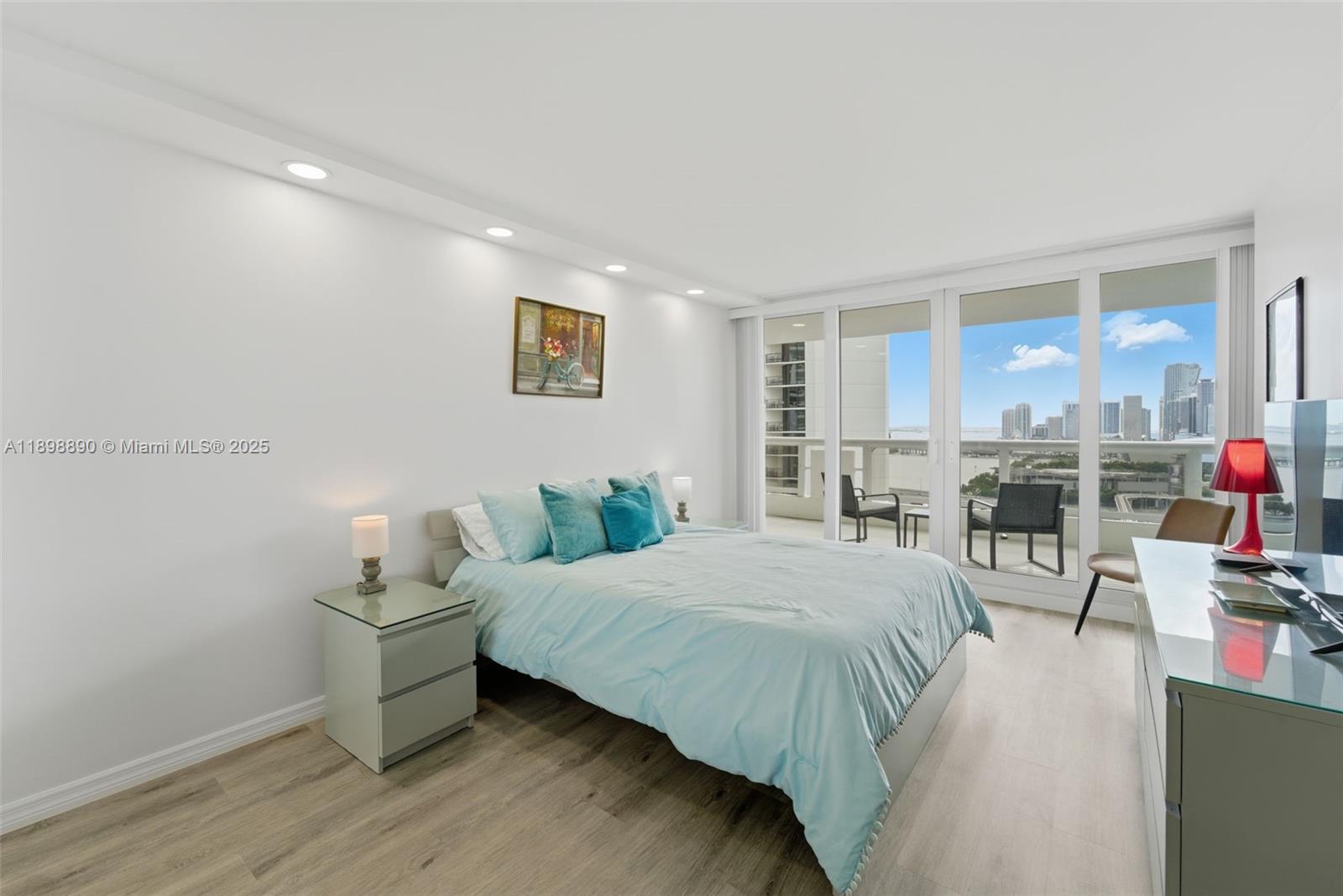 VENETIA CONDO - Residential Lease