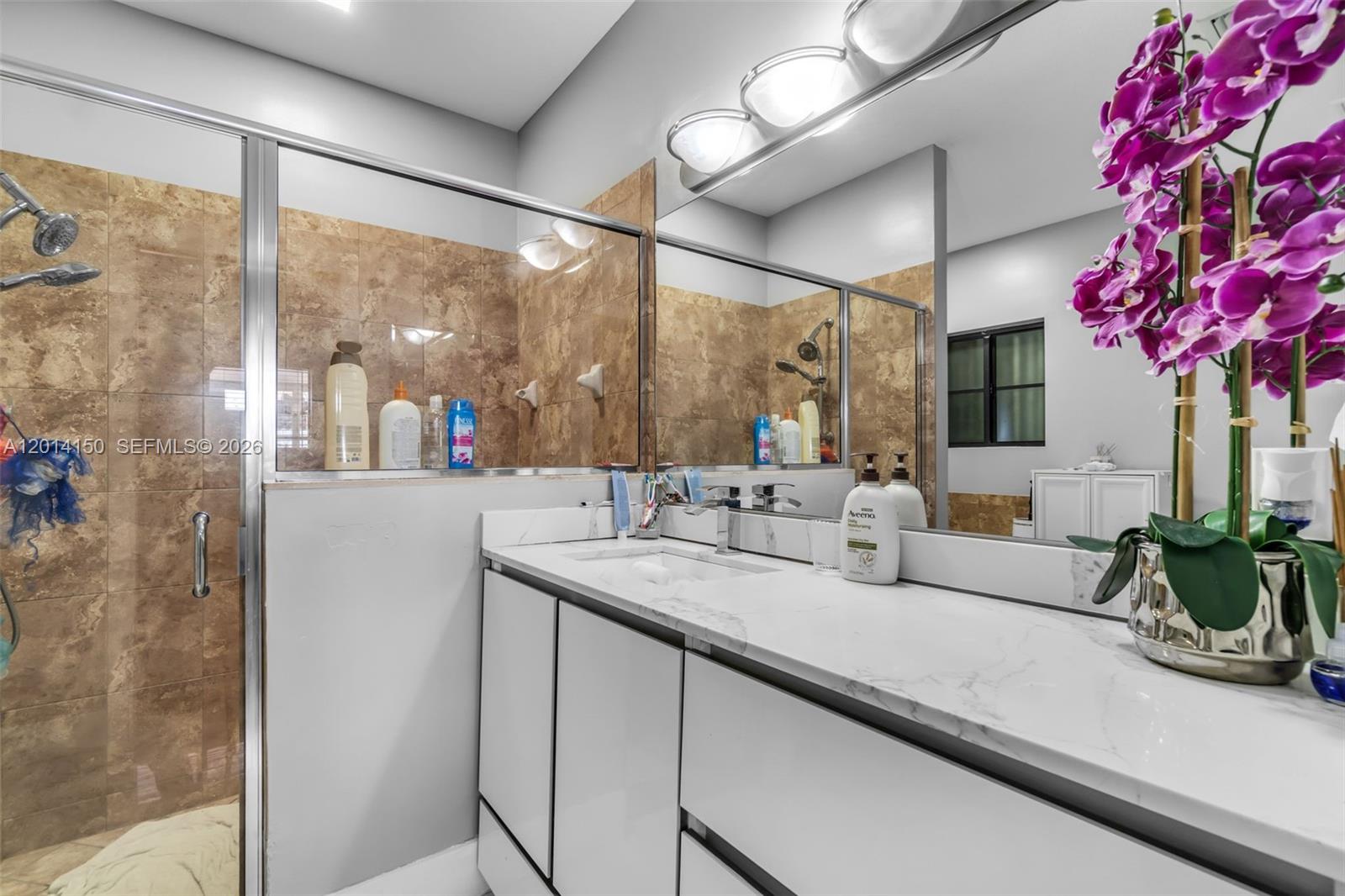 MOODY DRIVE HOMES - Residential