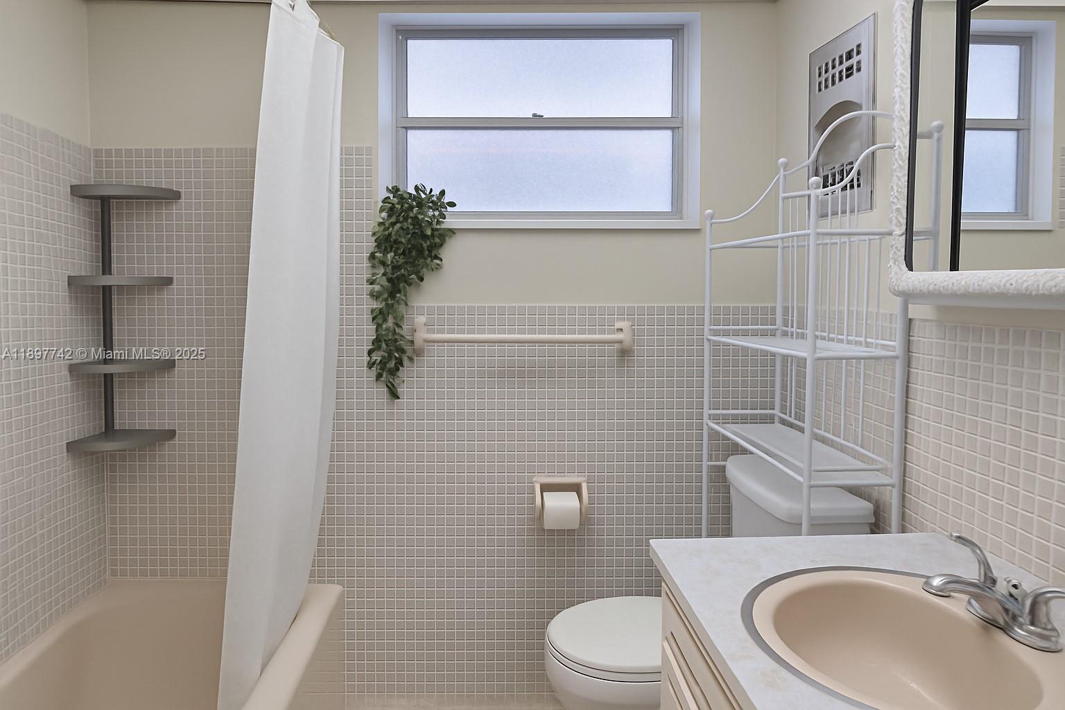 FIRST GULFSTREAM GARDEN - Residential Lease